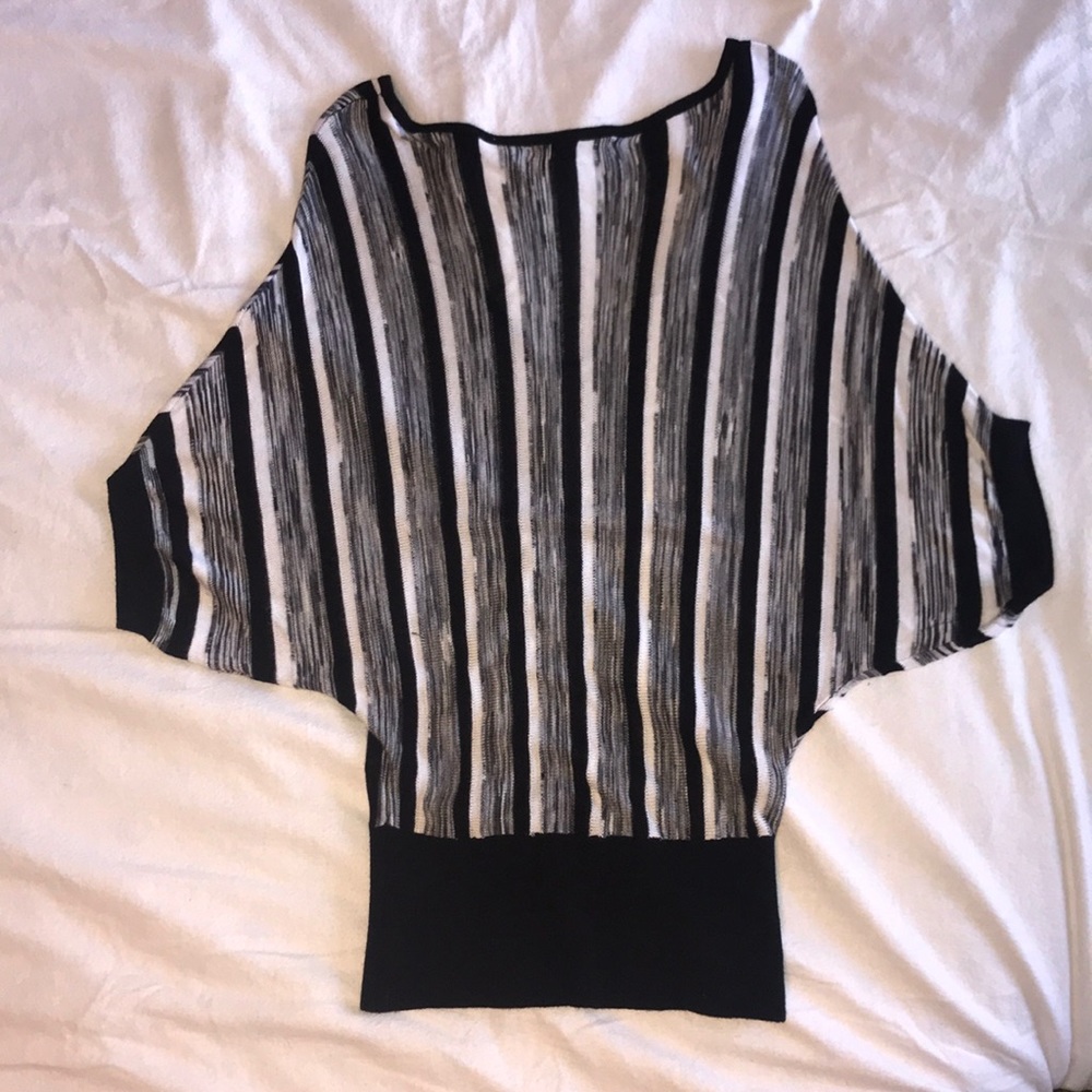 Sweater - Picture 2 of 3